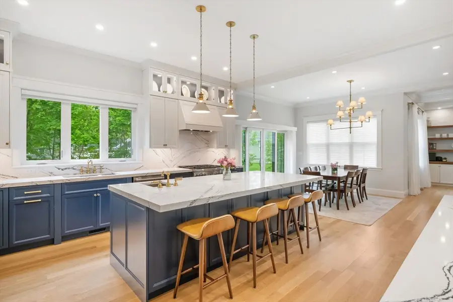 7 Phyllis Lane, Milton, MA 02186 - #3