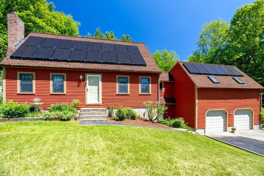 315 Burrage St, Lunenburg, MA 01462 - #3