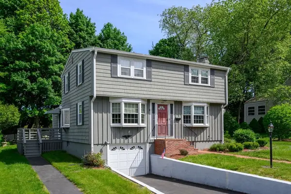 40 Bell Rd, Weymouth, MA 02188