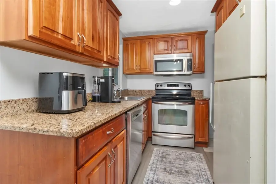 108 Bishop Dr #108, Framingham, MA 01702 - #3
