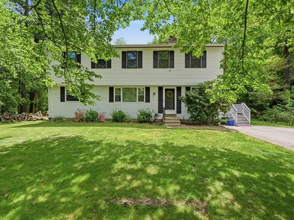 20 W Clifton St, Haverhill, MA 01832
