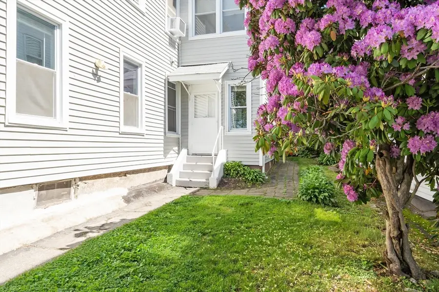 16 Doane Street, Worcester, MA 01607 - #2