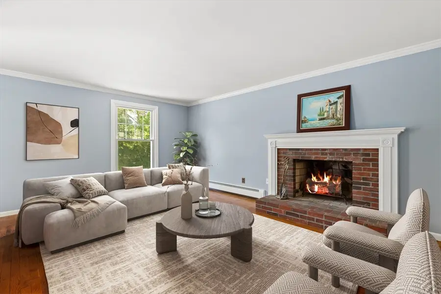 30 Pompositticutt St, Stow, MA 01775 - #3