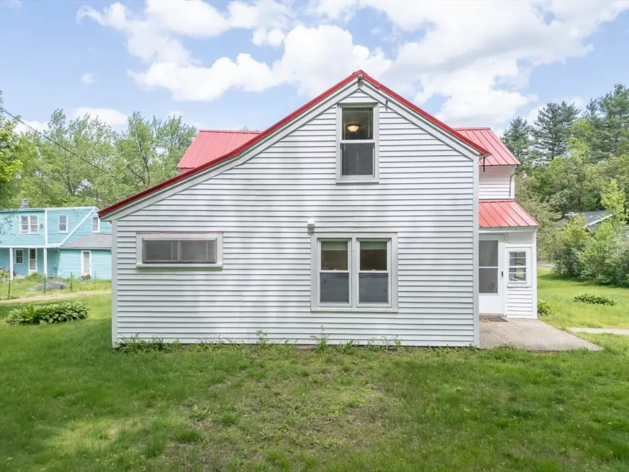 92 Squannacook Rd, Shirley, MA 01464 - #2