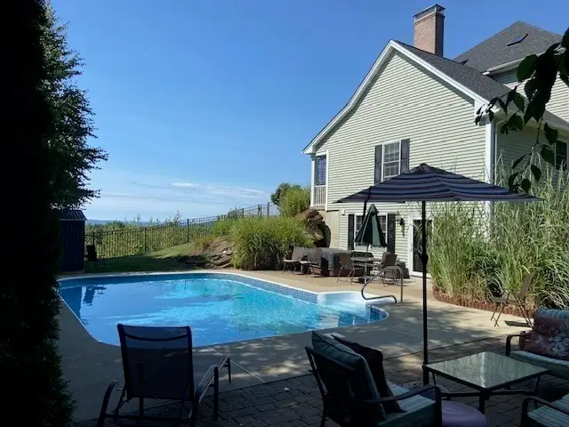 17 Lexington Dr, Belchertown, MA 01007 - #3