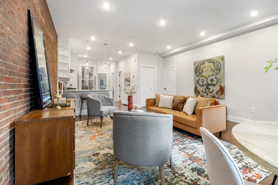 62-64 Elm St #1, Boston, MA 02129 - #3