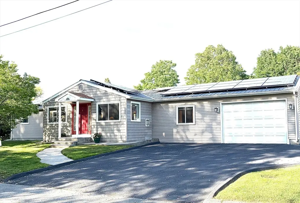 3 Roseanne Drive, Fairhaven, MA 02719 - #1