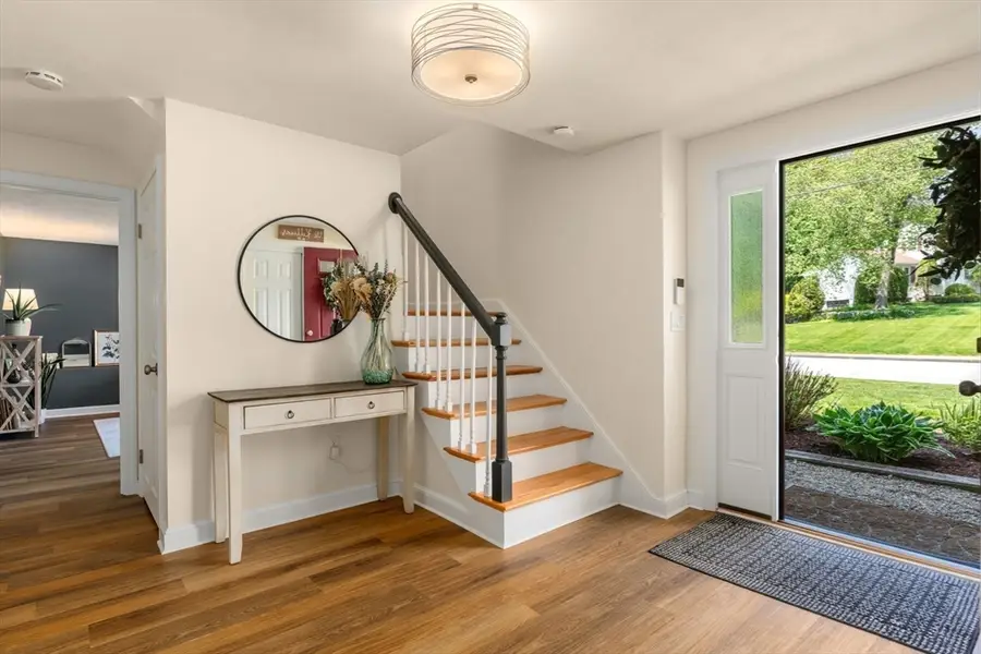 11 Longmeadow Road, Medfield, MA 02052 - #2