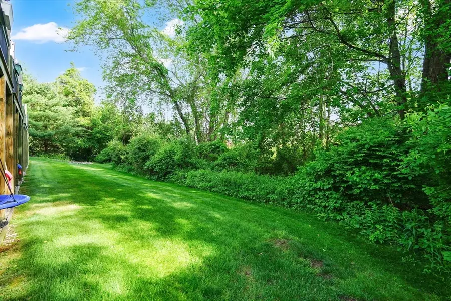 353 Fuller St #4, Ludlow, MA 01056 - #3