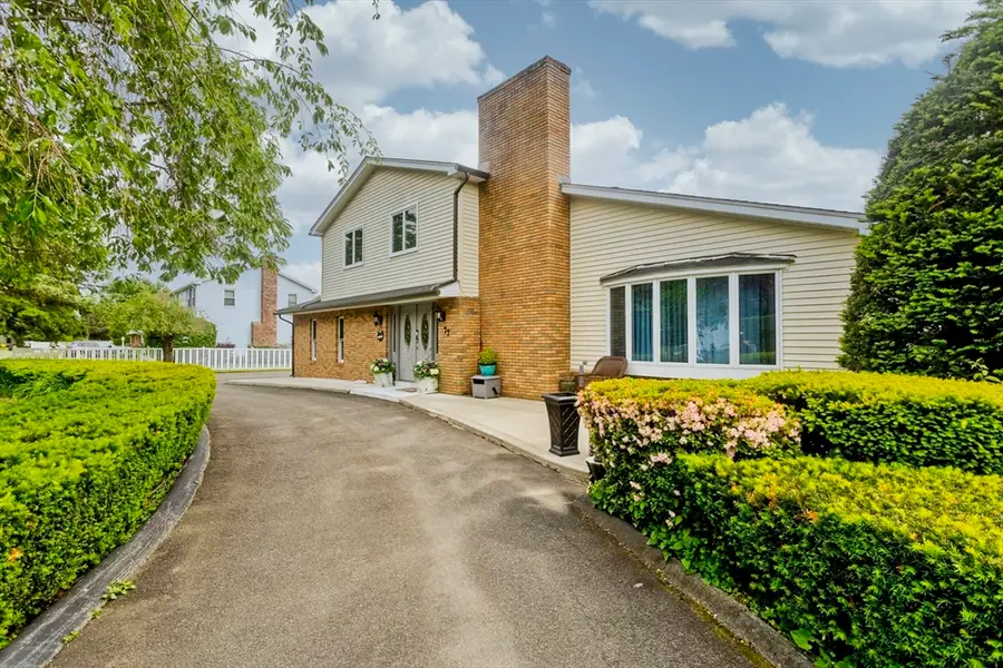 77 Glendale Rd, Agawam, MA 01001 - #2
