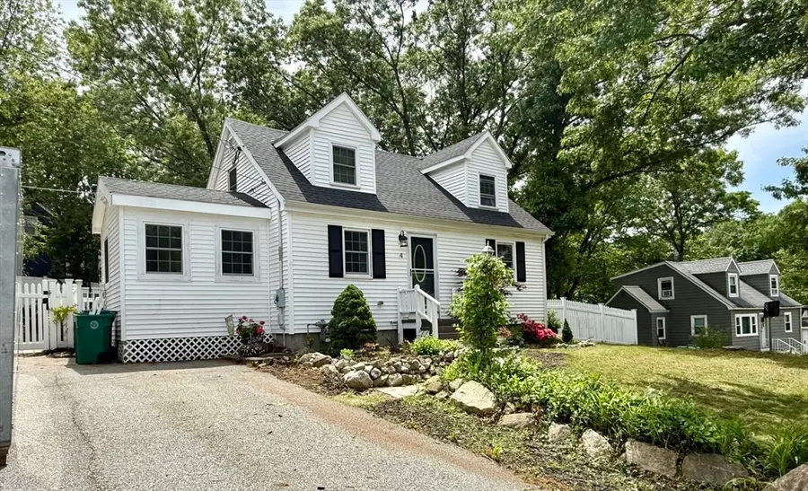 4 Robin Rd, Billerica, MA 01821 - #2
