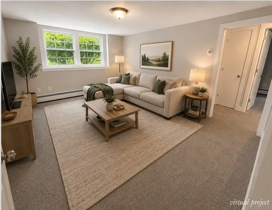 39 N Billerica Rd #4, Lowell, MA 01852 - #3