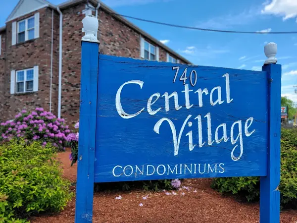 740 Central #J9, Leominster, MA 01453