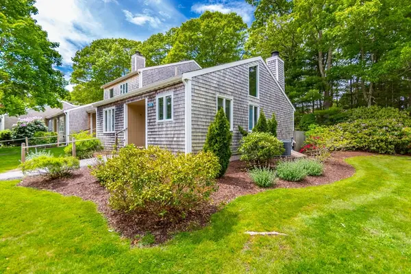 234 Seaward Bend #234, Falmouth, MA 02536