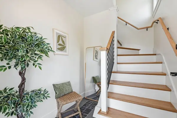 46-48 Keenan Street #48, Watertown, MA 02472