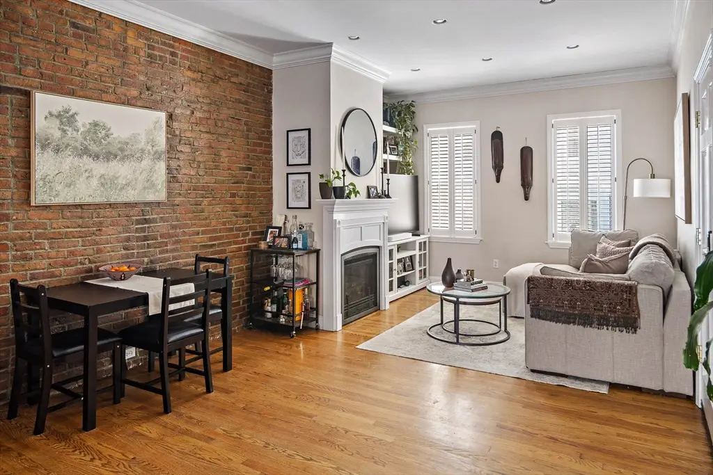52 Mystic St #1, Boston, MA 02129 - #1