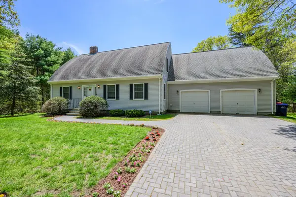 66 Squaws Path, Wareham, MA 02538