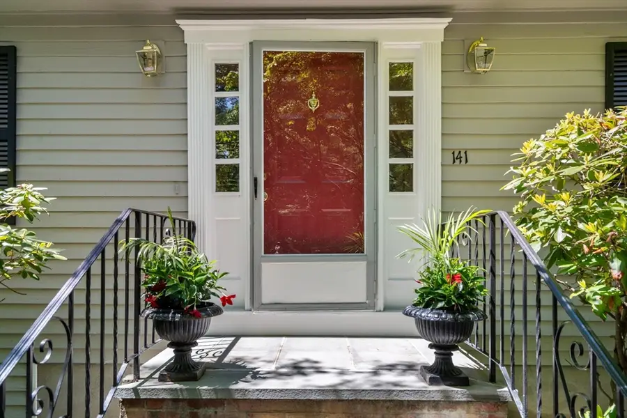 141 Westgate Road, Wellesley, MA 02481 - #2