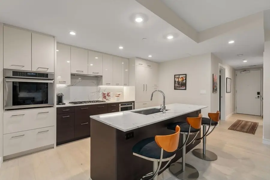 110 Broad St #303, Boston, MA 02110 - #2