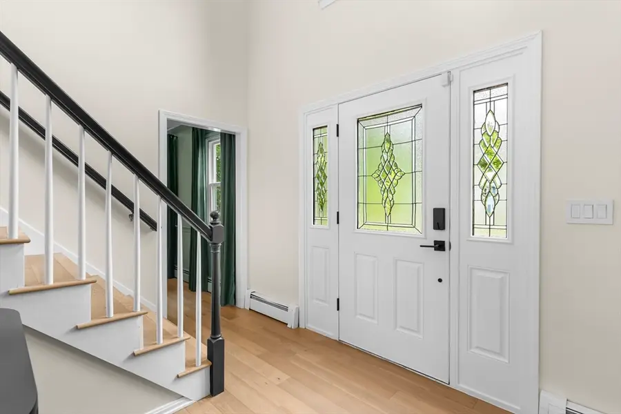 42 Brookside Dr, Uxbridge, MA 01569 - #3