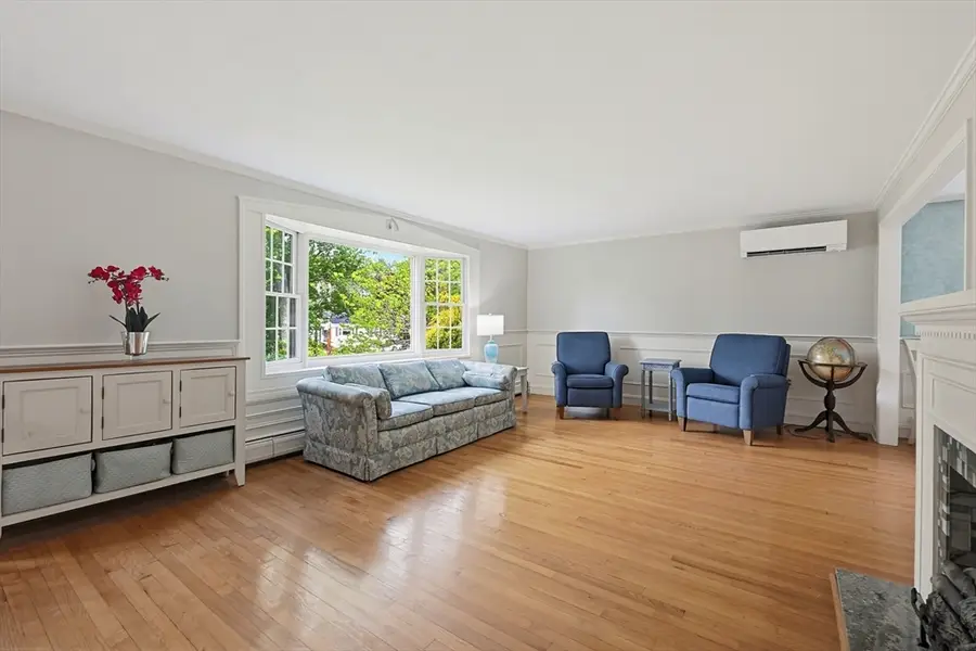 1044 East St, Dedham, MA 02026 - #3