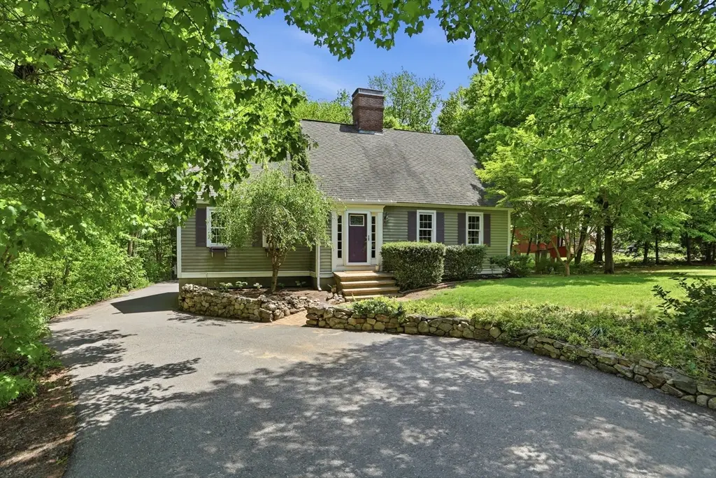 123 Sugar Rd, Bolton, MA 01740 - #1