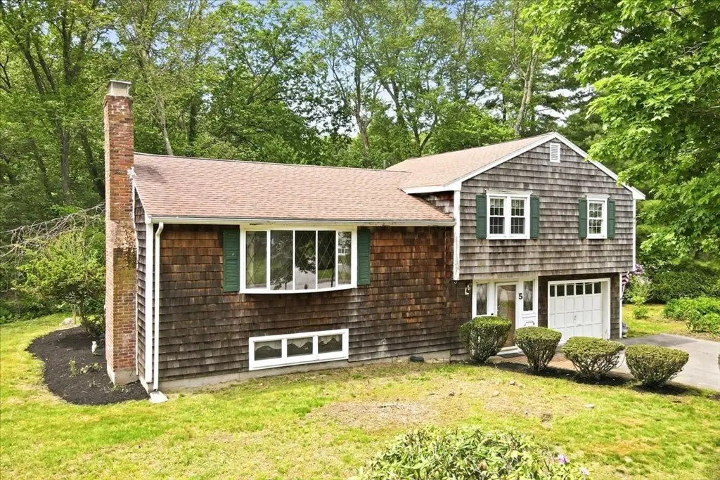 5 Spring Valley Rd, Medfield, MA 02052 - #1