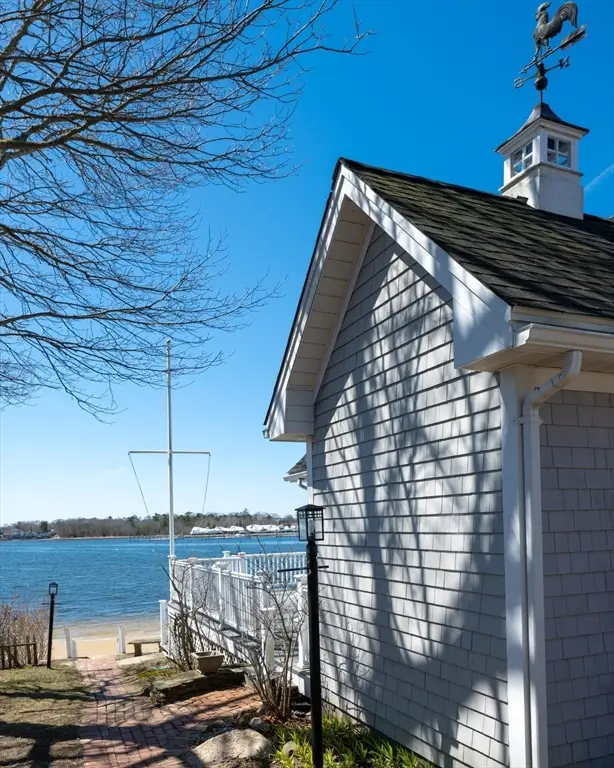 15 Oakhill Rd, Wareham, MA 02571 - #2