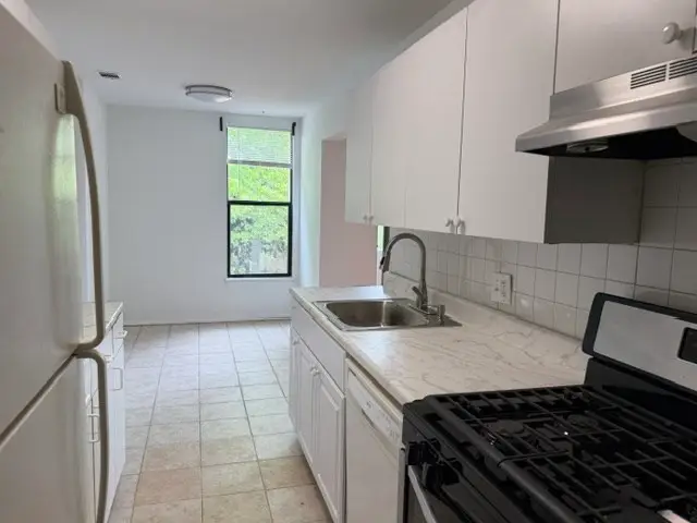 18 Shrewsbury Green Dr #K, Shrewsbury, MA 01545 - #2