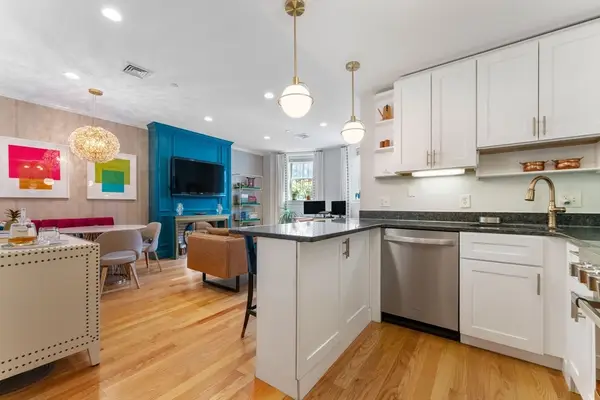 668 Massachusetts Ave #G, Boston, MA 02118