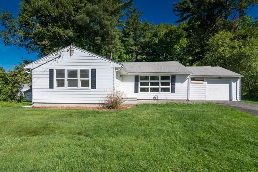 150 Porter Rd, East Longmeadow, MA 01028 - #1