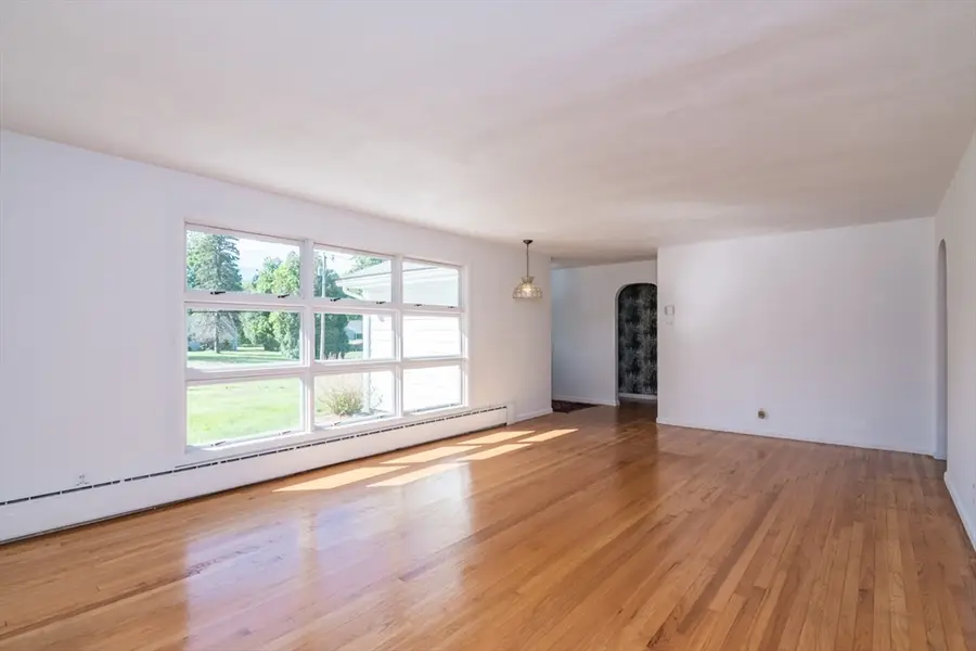 150 Porter Rd, East Longmeadow, MA 01028 - #3