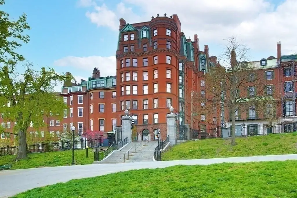 34.5 Beacon St #PH, Boston, MA 02108 - #1