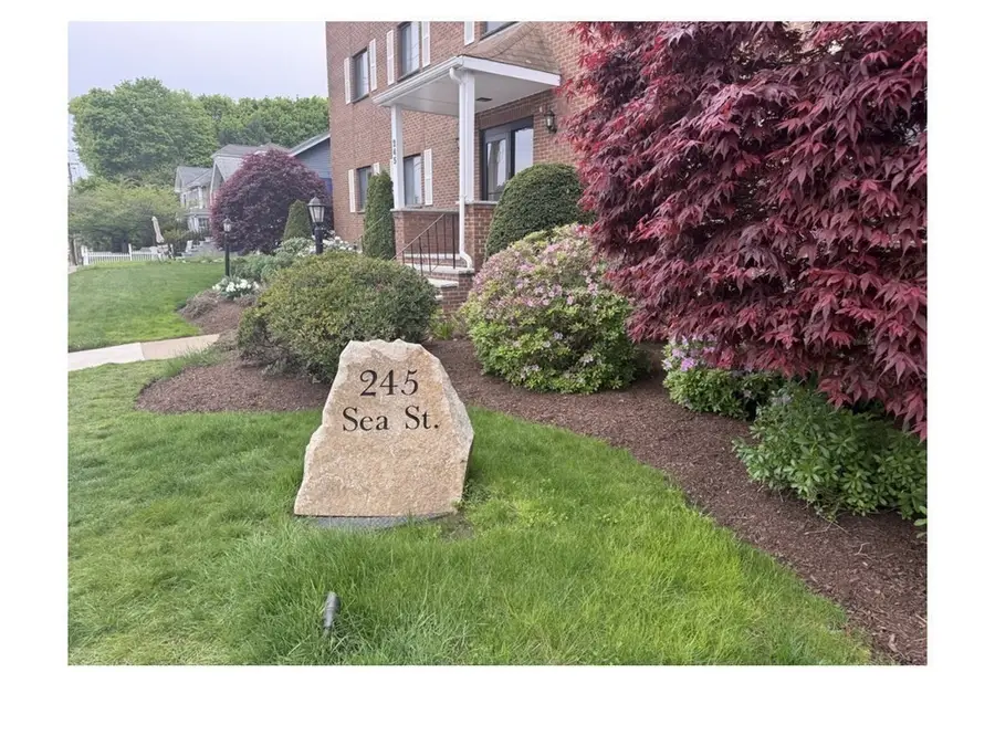 245 Sea St #31, Quincy, MA 02169 - #3