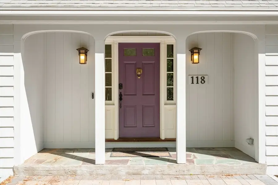 118 Newton St, Weston, MA 02493 - #3