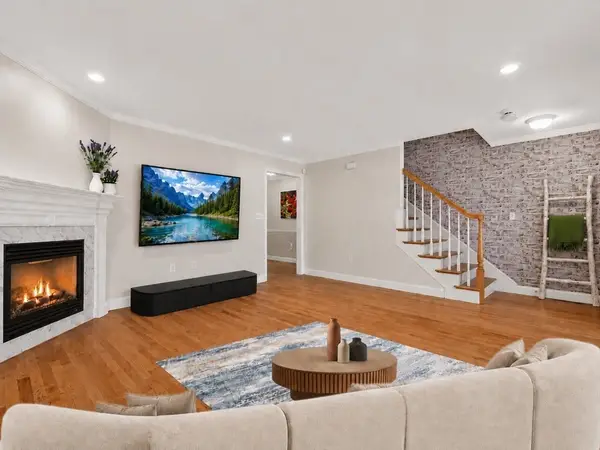 189 Grove Street #2, Waltham, MA 02453
