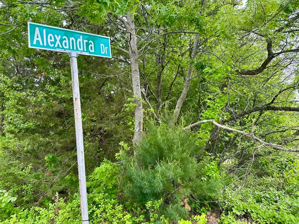 12 Alexandra Dr, Assonet, MA 02702 - #1