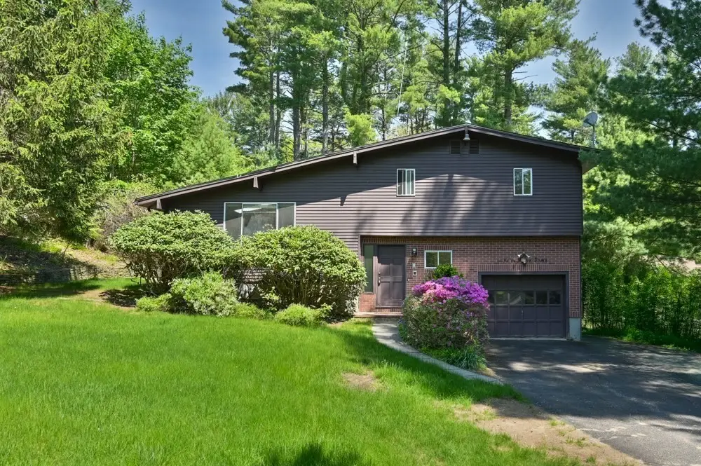 50 Notre Dame Rd, Bedford, MA 01730 - #1