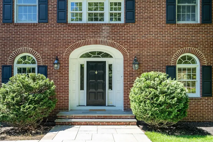 34 Solomon Pierce, Lexington, MA 02420 - #2