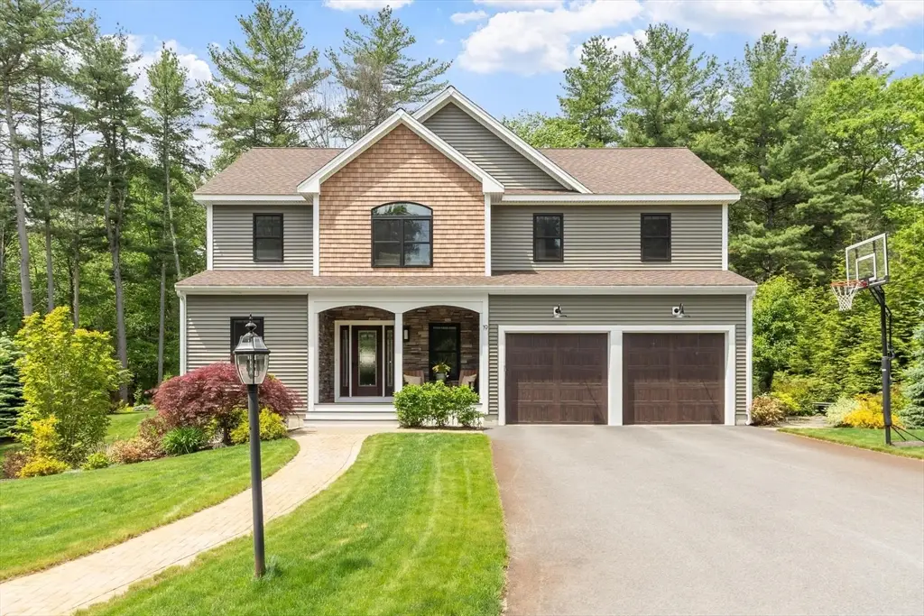 19 Birch Ln #19, Carlisle, MA 01741 - #1