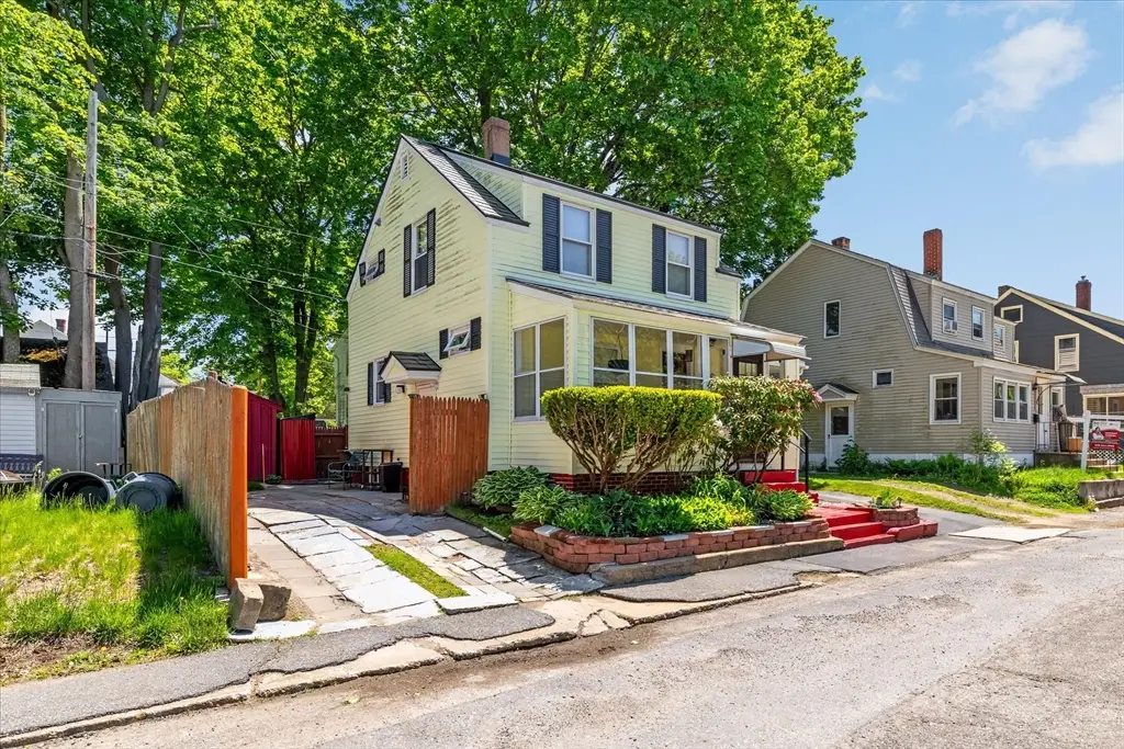 82 Rich St, Gardner, MA 01440 - #1