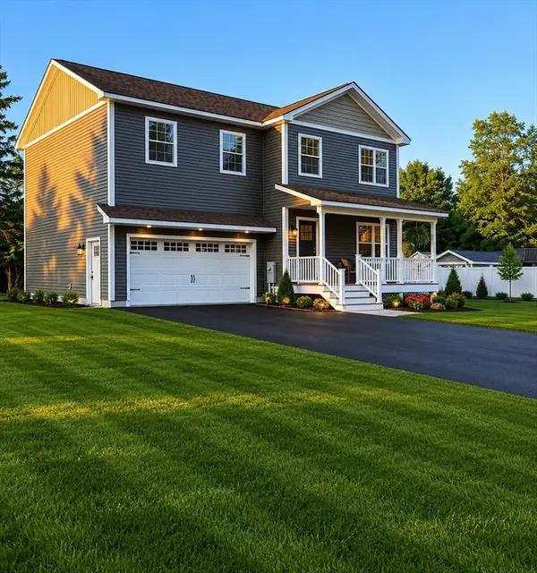 8 Emerald Avenue, Westfield, MA 01085