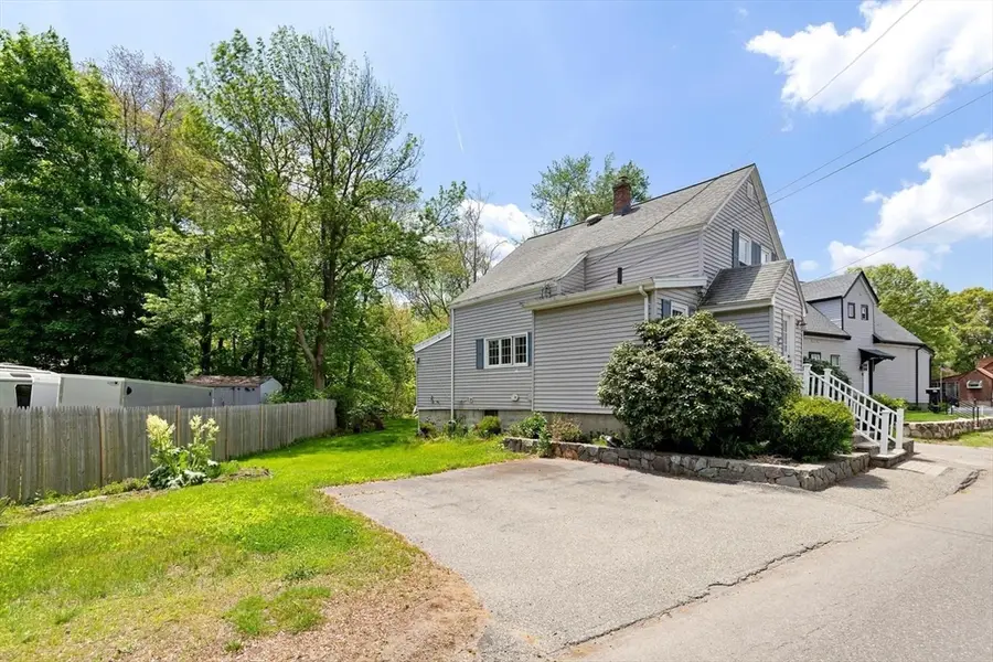 19 Butler Ave, Wakefield, MA 01880 - #3