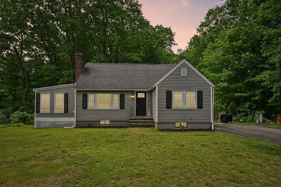 18 Carleton Rd, Rochdale, MA 01542 - #2