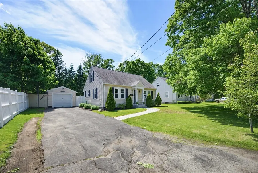 19 Holliston Street, Medway, MA 02053 - #3