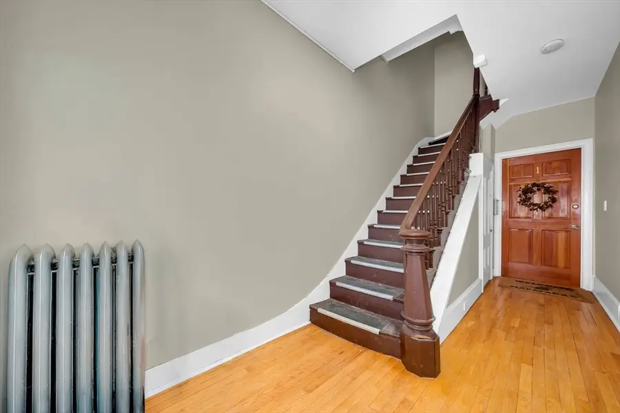 67 Bonair St, Somerville, MA 02145 - #3