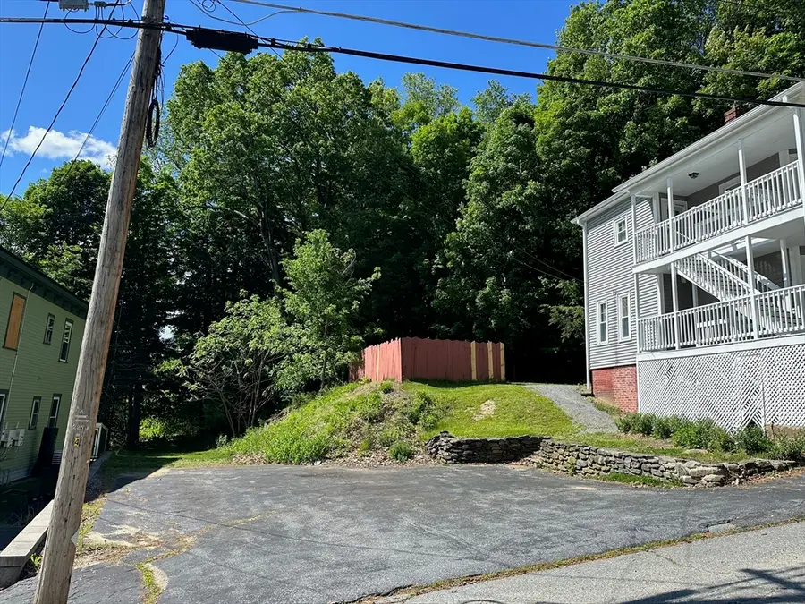 47 Mayland St, Fitchburg, MA 01420 - #3