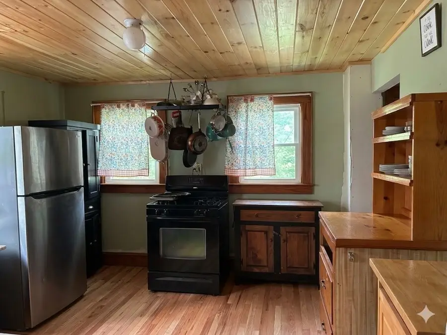 78 Main St, Blandford, MA 01008 - #2