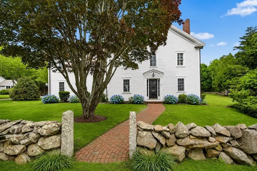 3 Rockland St, Dartmouth, MA 02748 - #2