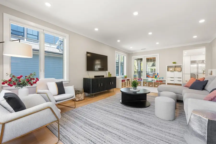 80 Verndale St, Brookline, MA 02446 - #2